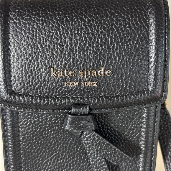 NWOT Kate Spade Black Pebbled Leather Crossbody Phone Bag with Gold Chain - Picture 3 of 13